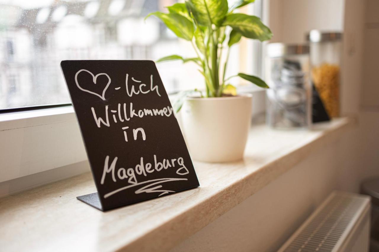 Blue Chili 01 - Top City Lage Am Hbhf Boxspringbett Bis 4 Pers Magdeburg Bagian luar foto